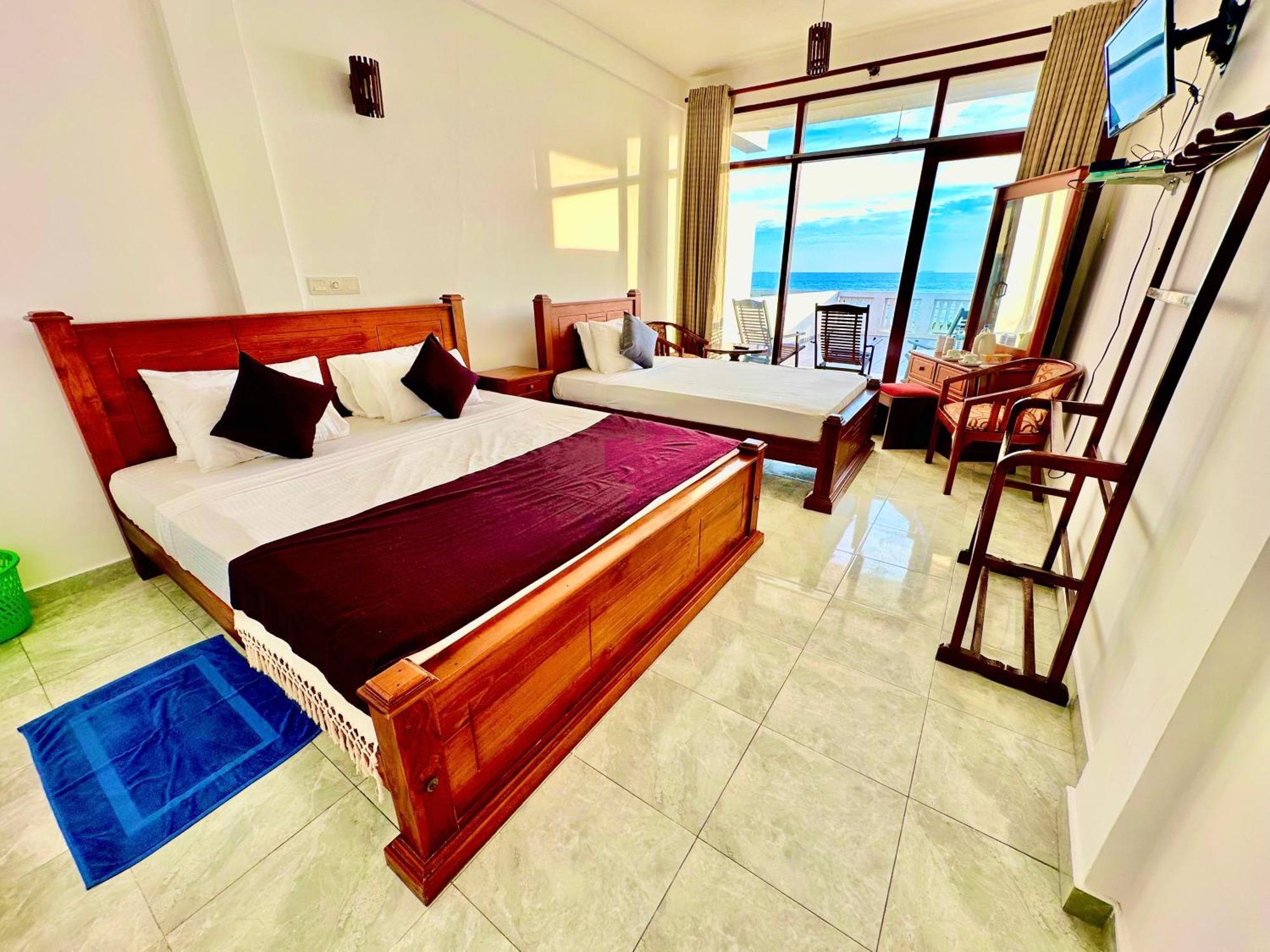 Adana Beach Resort Mirissa Dış mekan fotoğraf